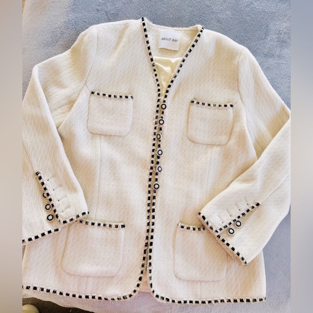 Womens Light Ivory Button Up Jacket Size M